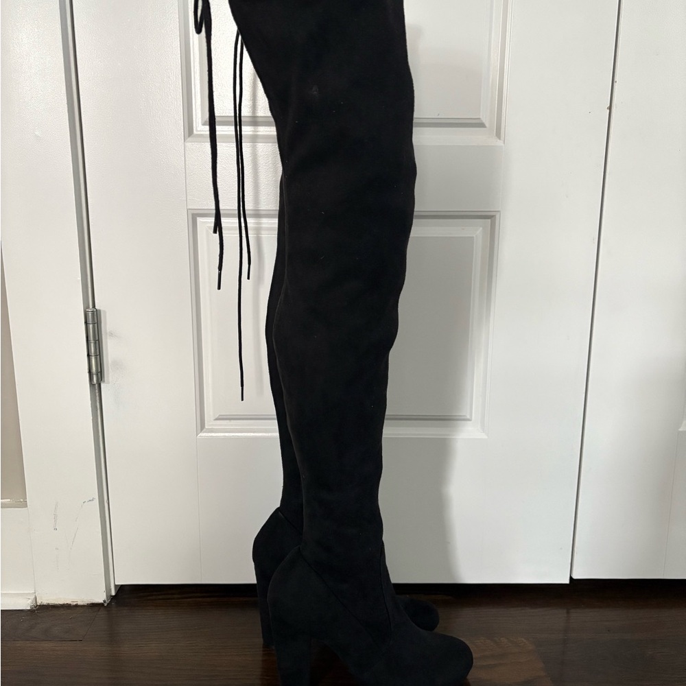 Lulu's Black Over-the-Knee Boots Sleek Suede Design